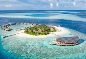 Resort năng lượng mặt trời giữa “thiên đường” Maldives