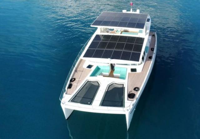 Bên trong du thuyền 3,3 triệu USD chạy bằng năng lượng mặt trời
